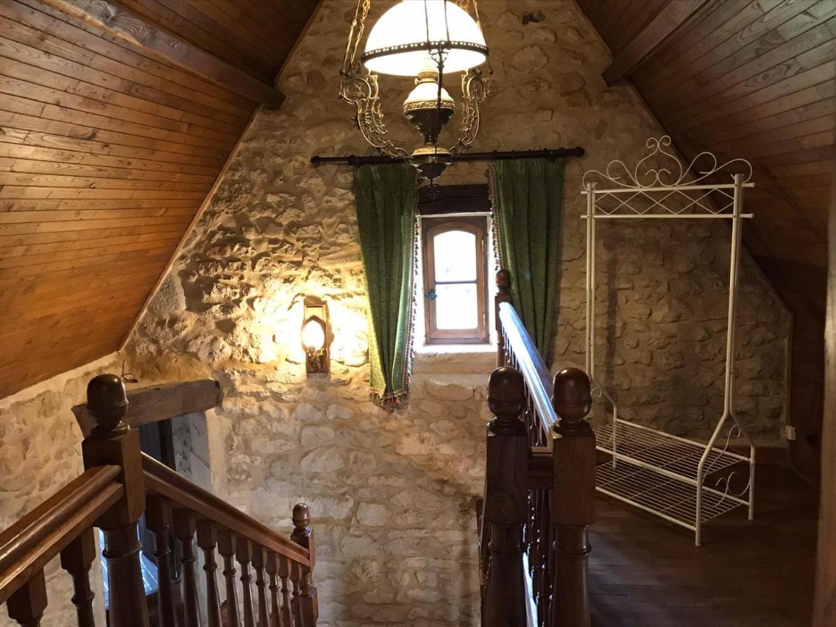 Le Petit Chateau - Adults Only Property Le Bugue Bagian luar foto