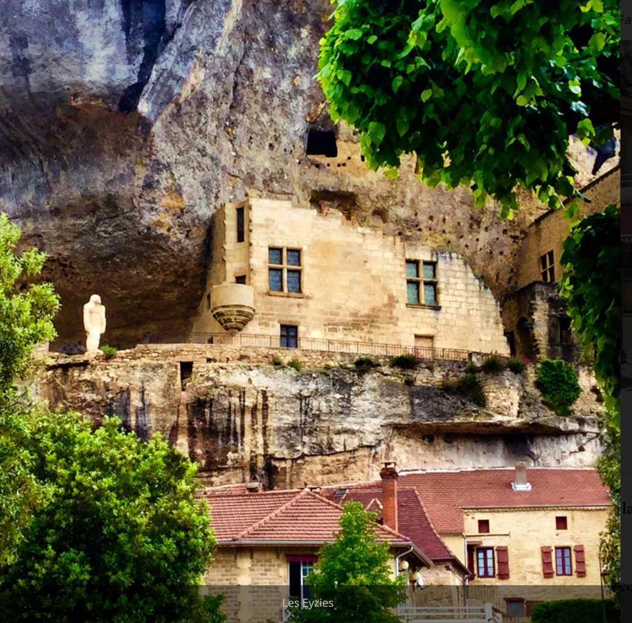 Le Petit Chateau - Adults Only Property Le Bugue Bagian luar foto